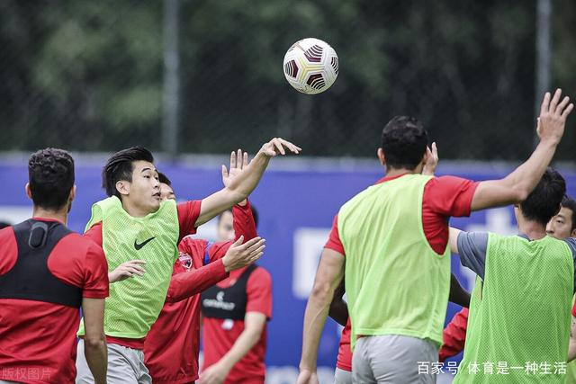 组图：世界杯-英格兰VS阿根廷 恩佐世界波扳平比分